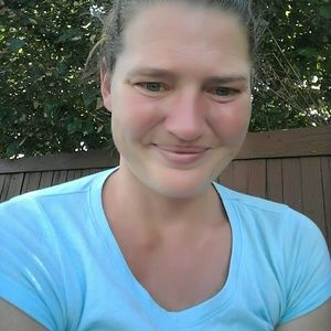 Meet your Posher, Leanne